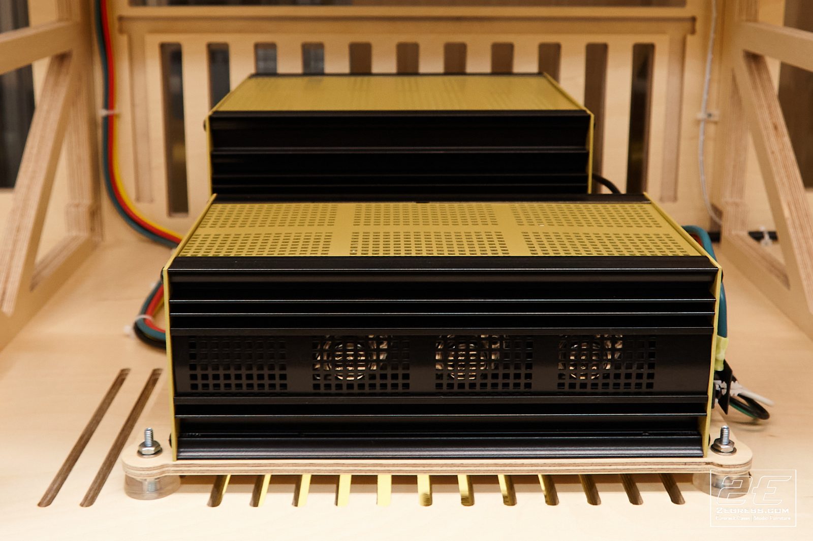 Rover rack | power supply module detail | 2Egress