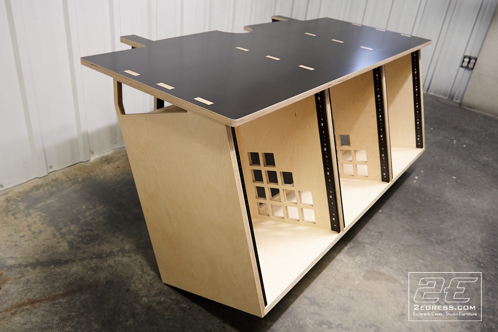 SPUTNIK rack | overhead close-up, top joinery detail | 2Egress