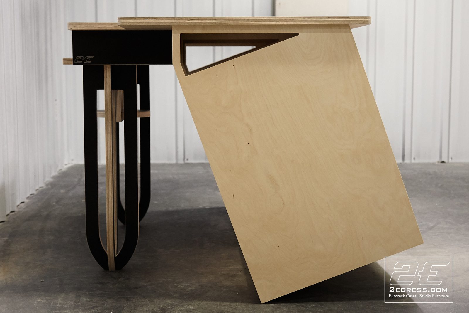 SPUTNIK rack | drawer detail with 2Egress logo | 2Egress