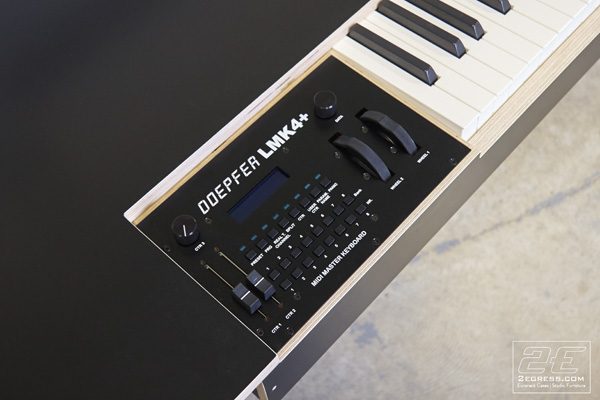 Music Studio Desk | Luna | photo 1 | Studio Egregia