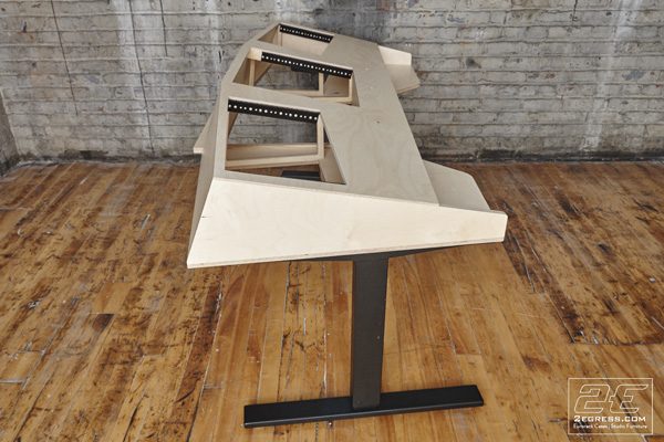 Music Studio Desk | VTOL | photo 3 | Studio Egregia