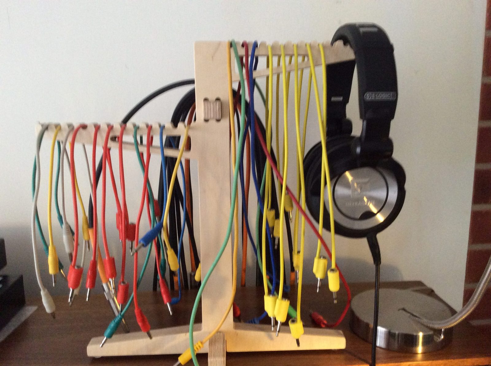 Signature 9U Eurorack Case | The "Hangman" Portable Cable Hanger | photo 3 | Studio Egregia