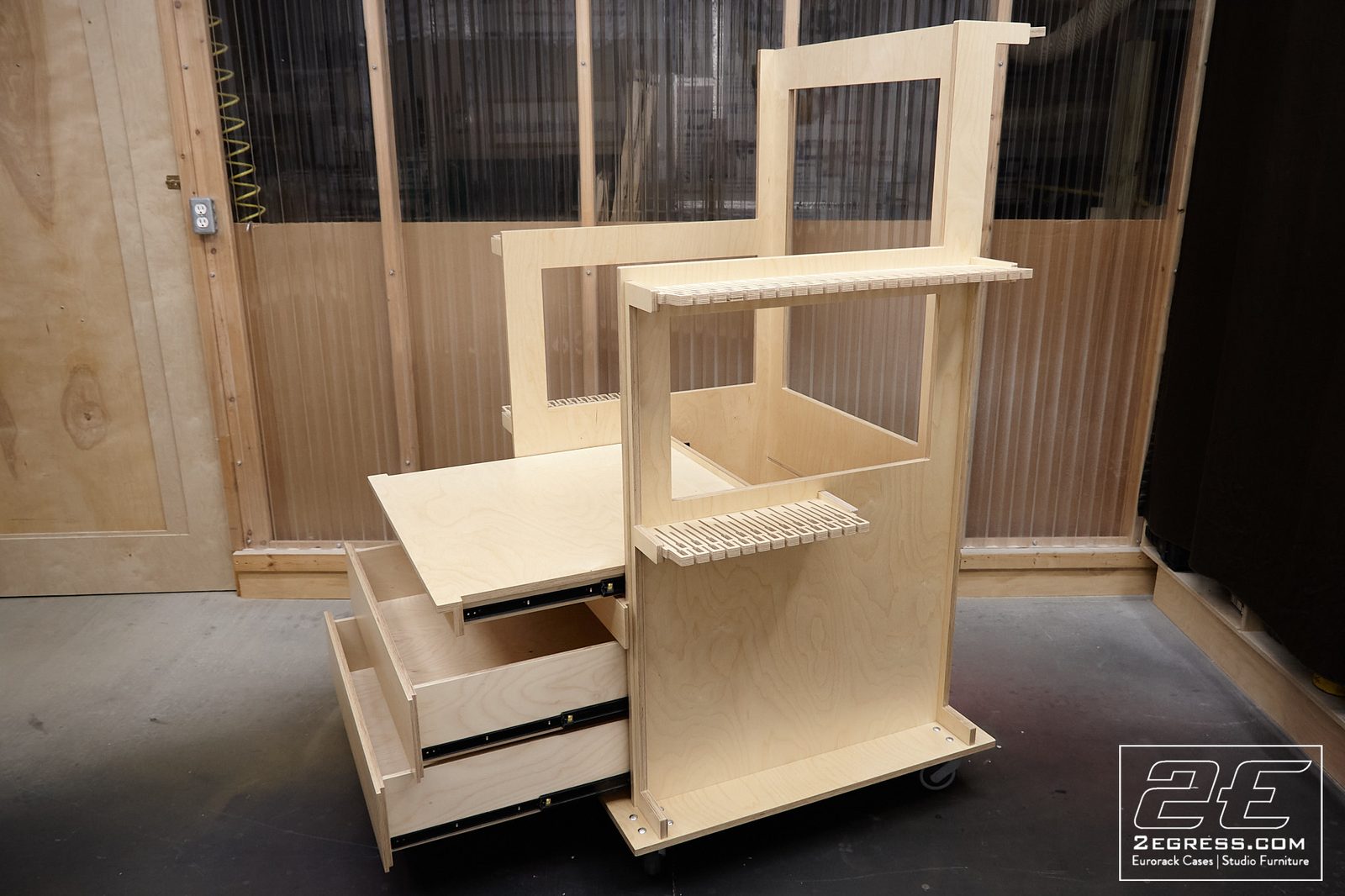 Special Cable Car for the Eurorack Enthusiasts | photo 3 | Studio Egregia