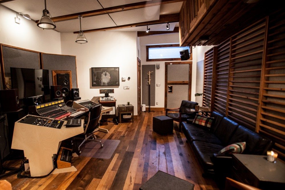 Studio Racks | The Defender | Studio H | photo 1 | Studio Egregia