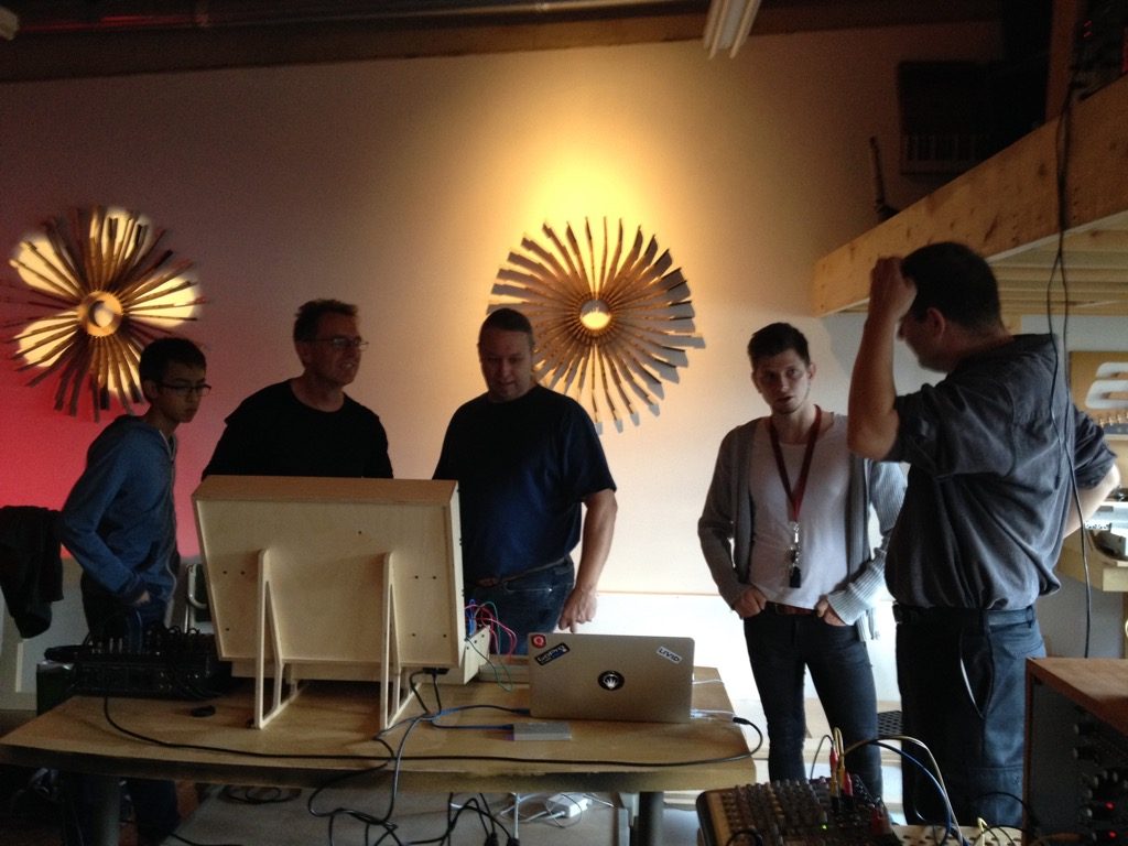 TOMS Workshop #005 | What a Fantastic Day! | photo 2 | Studio Egregia