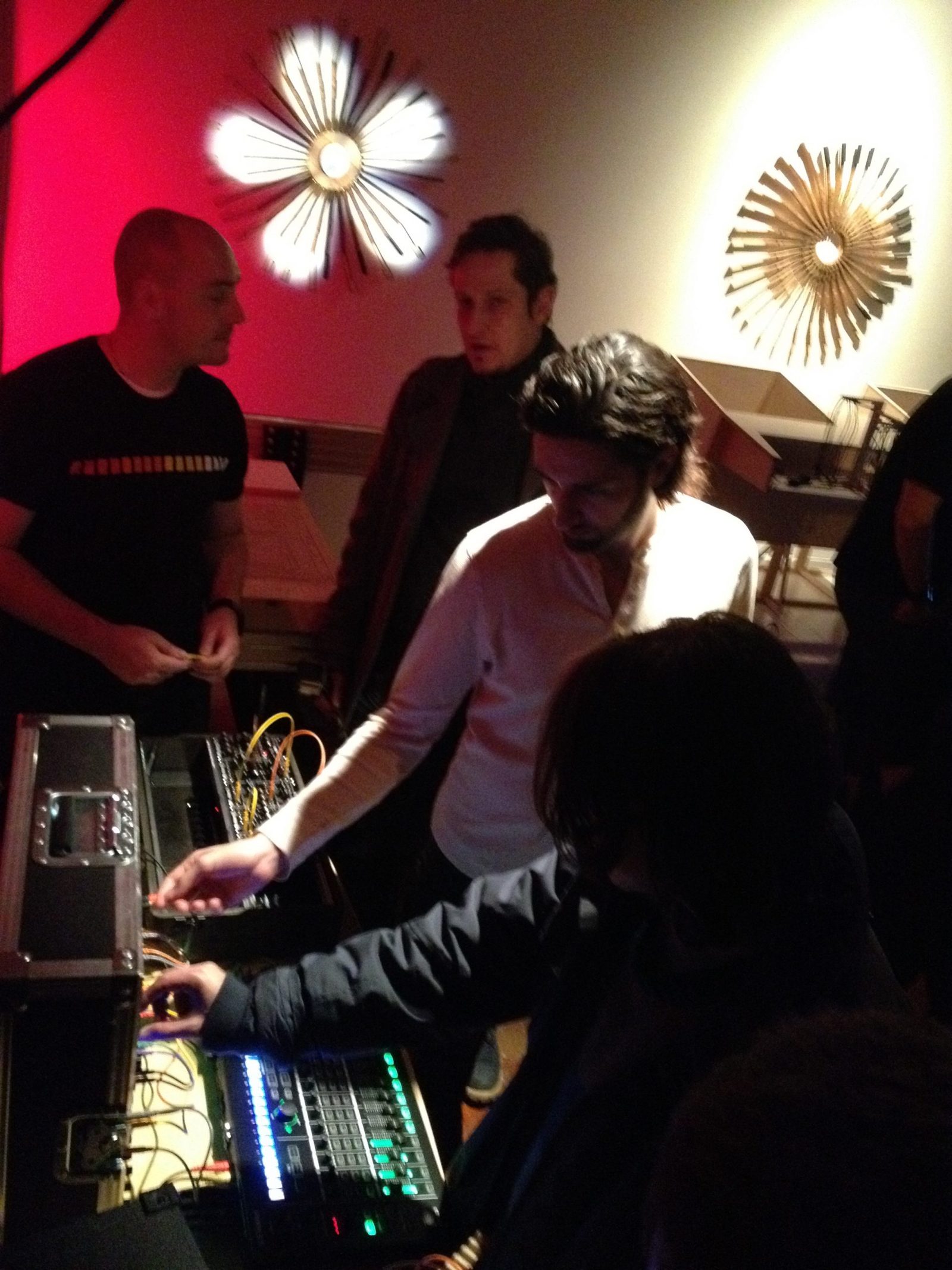 TOMS Workshop #006 | Glowing Night | photo 2 | Studio Egregia