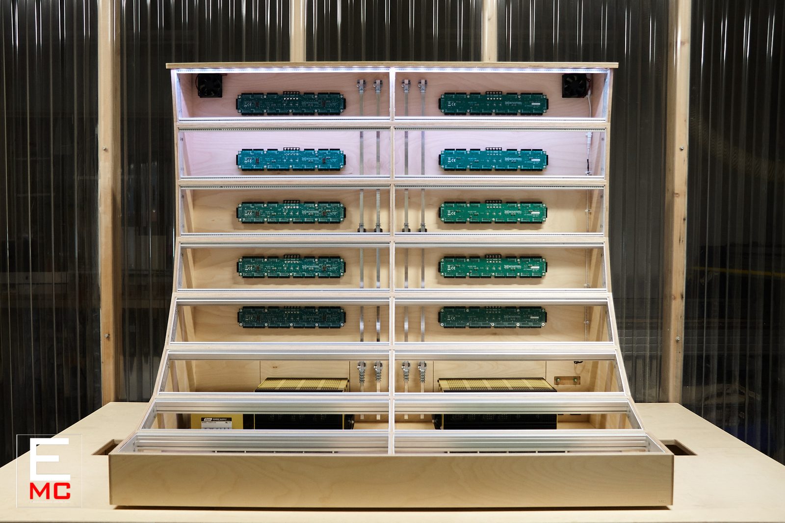 24U Barnstormer eurorack case | Three-quarter angle showing the sloped side profile | EurorackModularCase