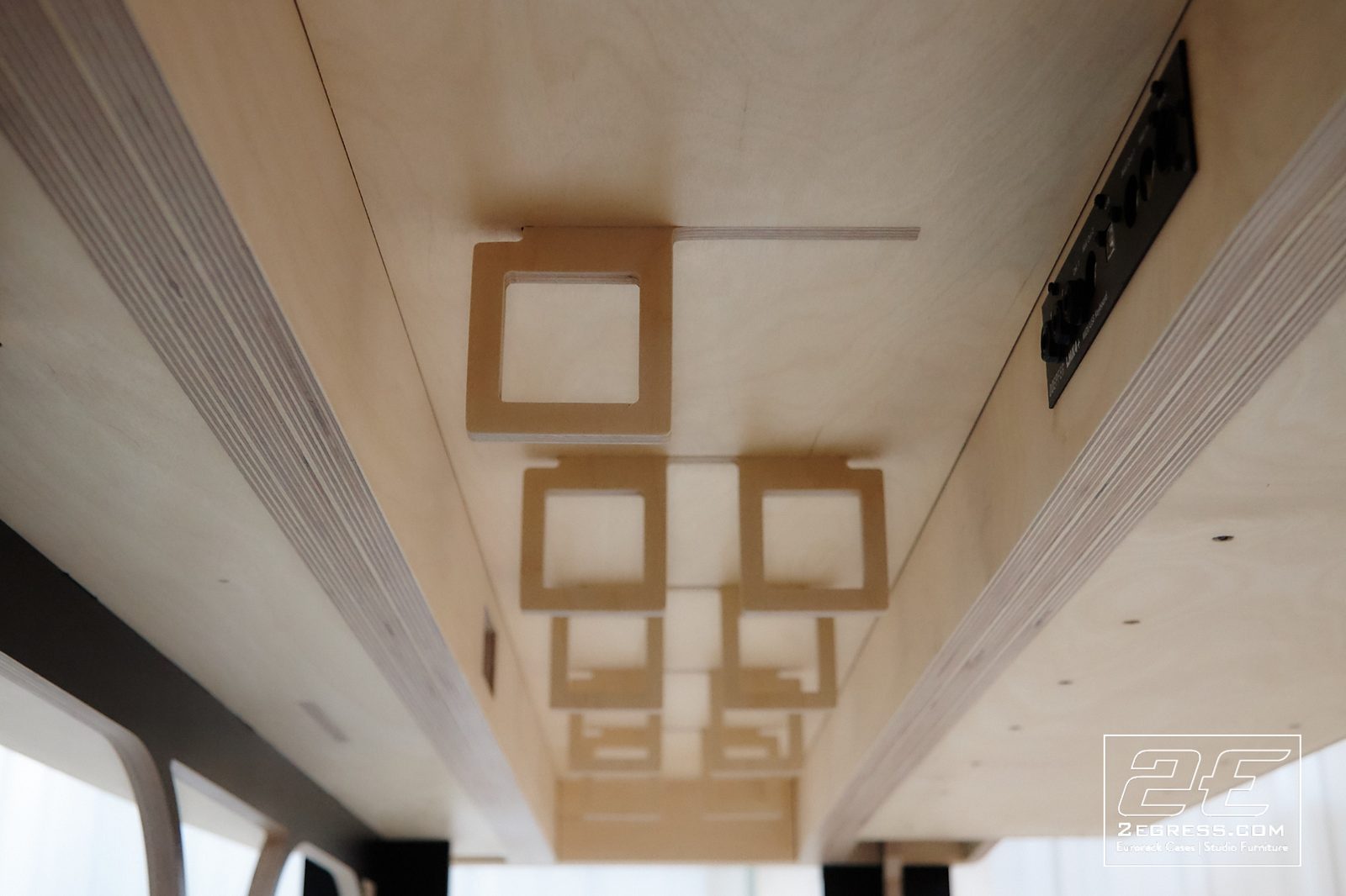 studio desk rich walters 2egress | Studio Egregia