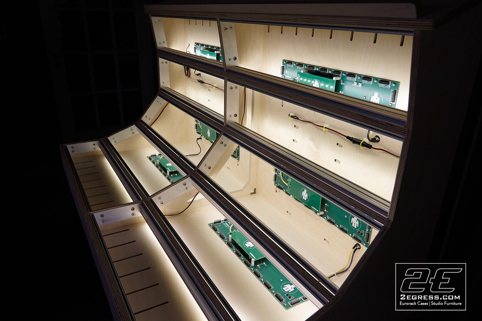 custom eurorack case 2egress | Studio Egregia