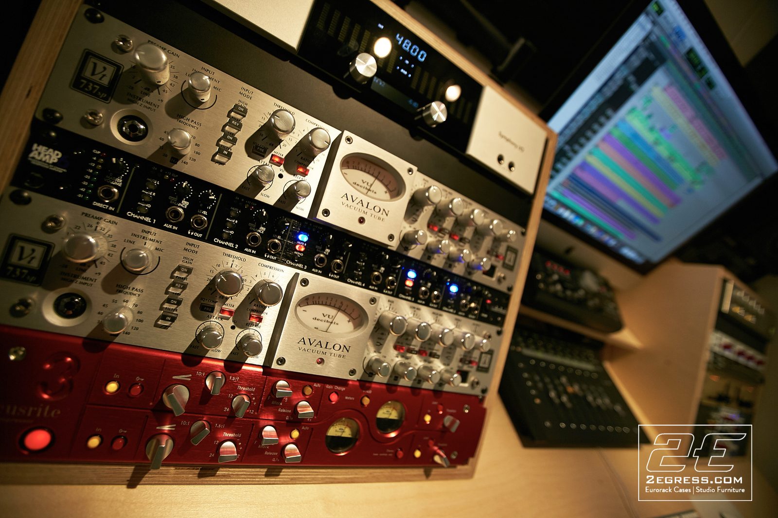 studio desk marito marques 2egress | Studio Egregia