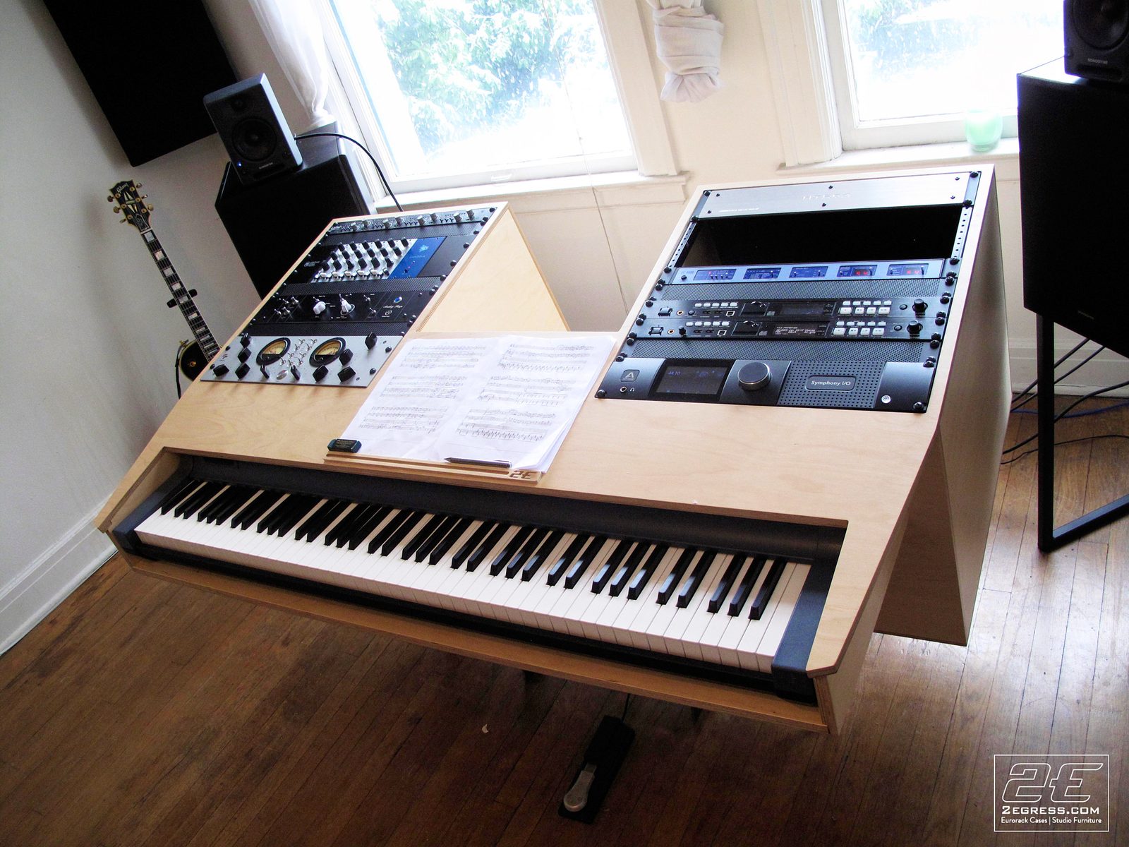custom studio desk 2egress | Studio Egregia