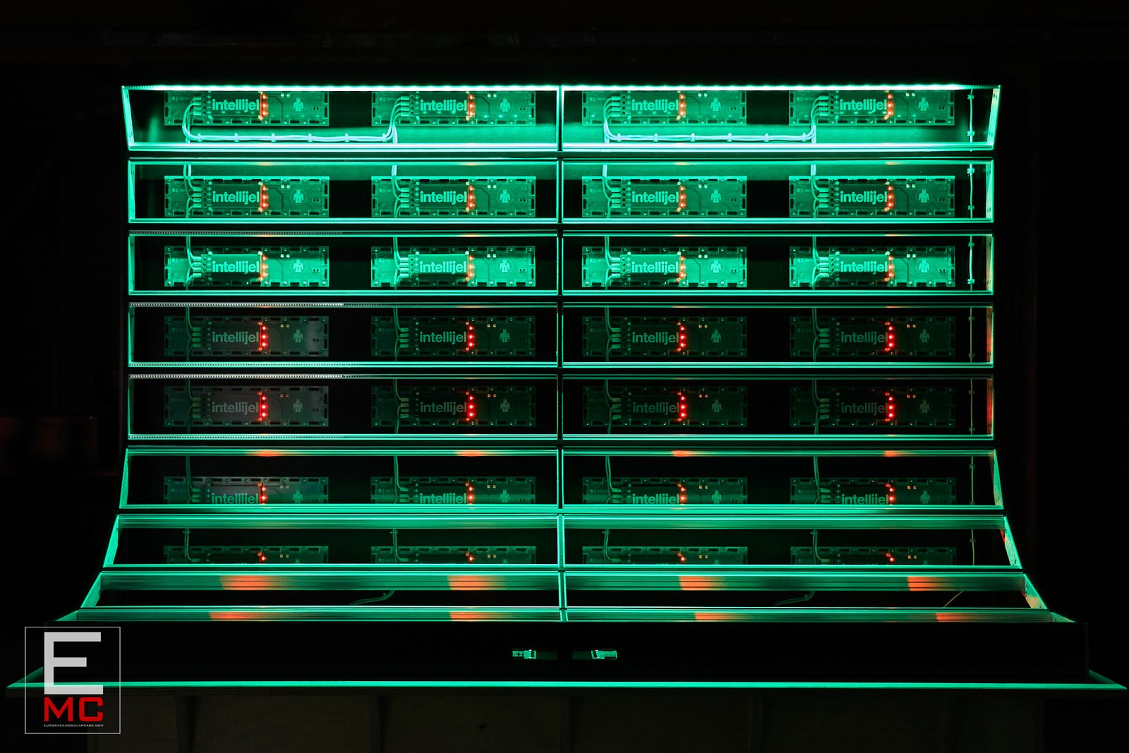 custom powered eurorack case intellijel | Studio Egregia