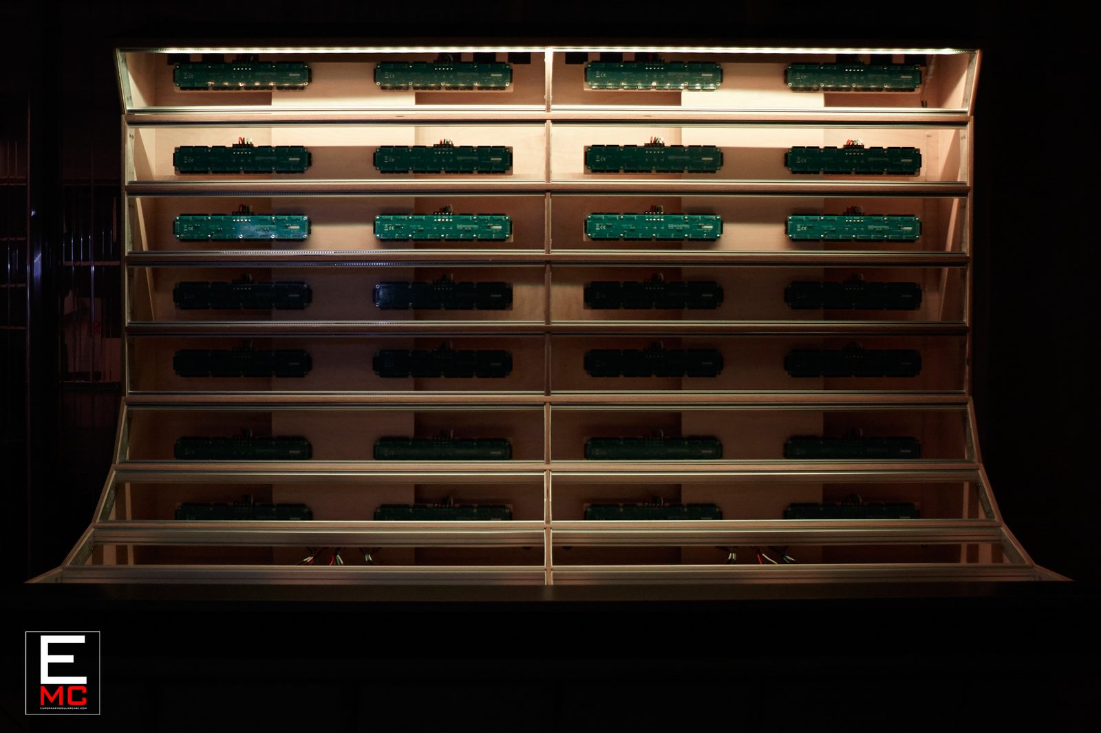 custom powered eurorack case genus modu libb | Studio Egregia