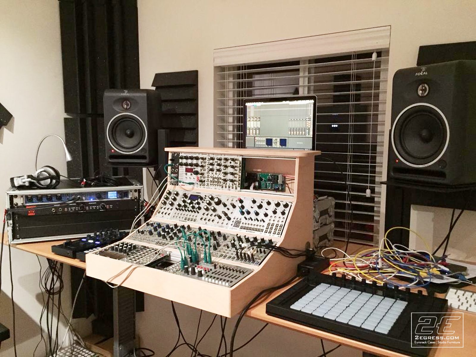 Jason Job | 'Golden Ratio' case set up on a desk between Focal monitors in a home studio | Studio Egregia